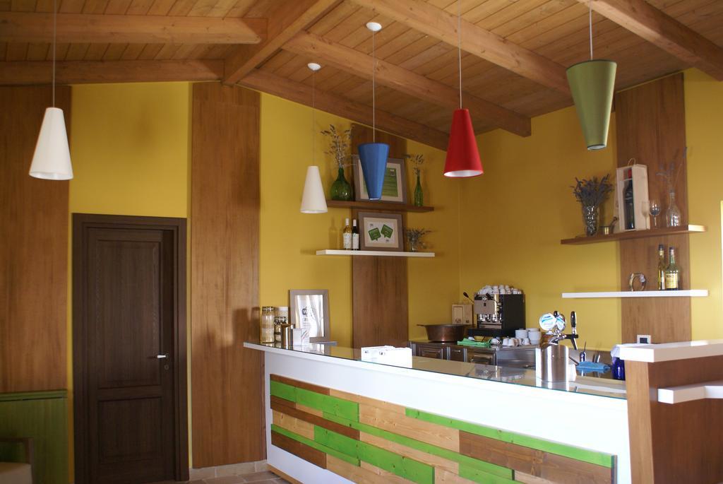 הוילה אלטאמורה Agriturismo Mura מראה חיצוני תמונה