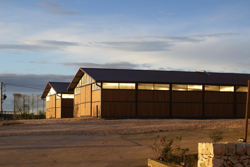הוילה אלטאמורה Agriturismo Mura מראה חיצוני תמונה